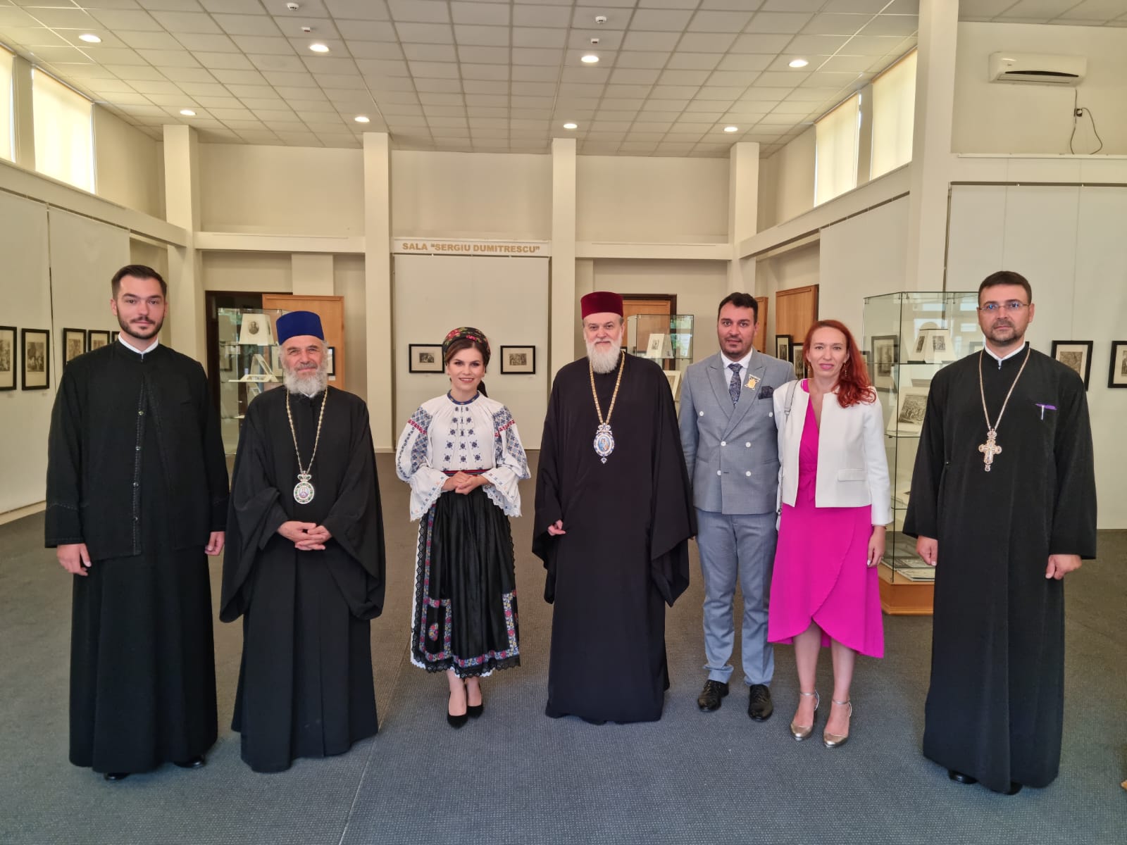Preasfințitul Vincențiu prezent la evenimente culturale din Arhiepiscopia Dunării de Jos