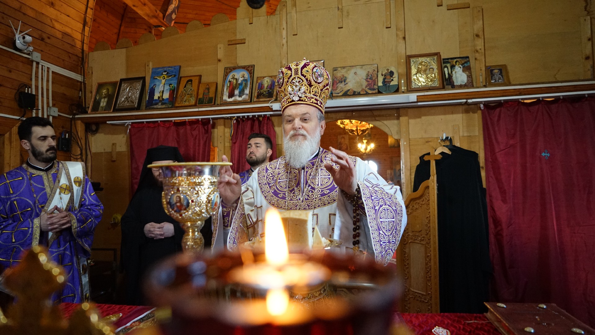 Popas de comuniune liturgică la Mănăstirea Crăsani în a doua Duminică din Postul Mare