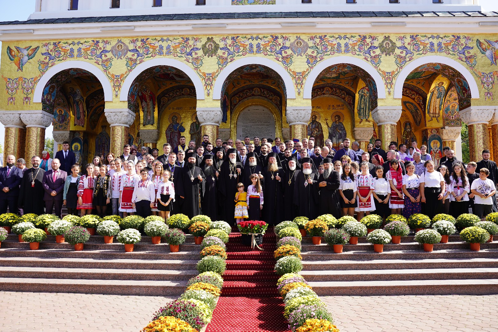 Episcopia Sloboziei și Călărașilor a sărbătorit 30 de ani de la înființare alături de 7 ierarhi