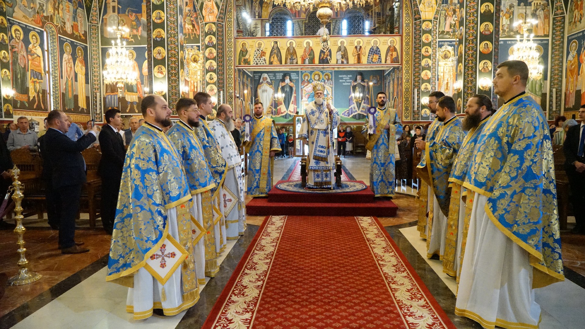 Comuniune în slujire la hramul de toamnă al Catedralei Episcopale din Slobozia