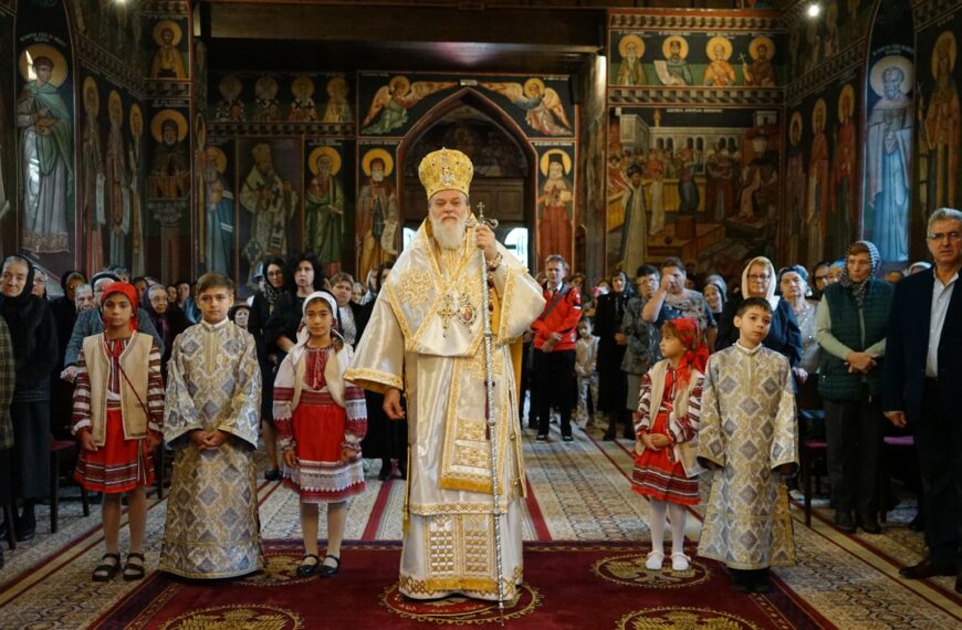 Duminica a XXIII-a după Rusalii. Sfânta Liturghie Arhierească în parohia…